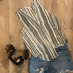 Forever 21 Sleeveless Blouse